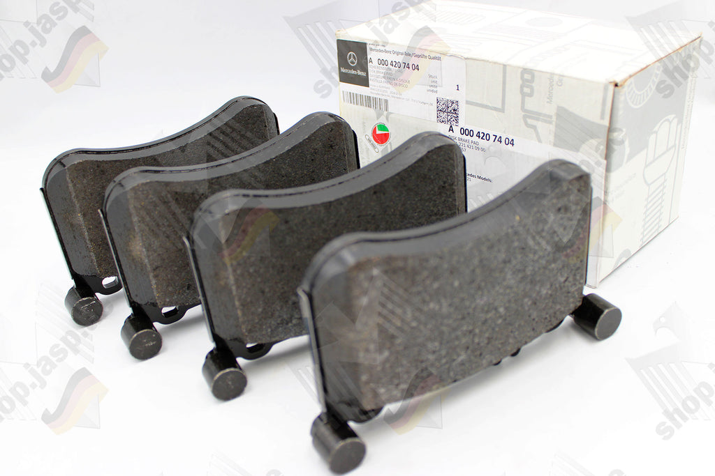 Mercedes-Benz Genuine Front Brake Pad Set (MPN: A0004207404)