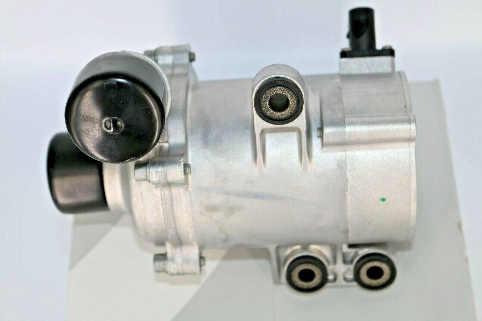 BMW Genuine Water Pump 11517597715 | Keep Your Engine Cool – John Auto ...